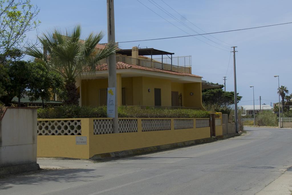 B&B Fiori Gialli Caucana Санта-Кроче- Камерина Экстерьер фото