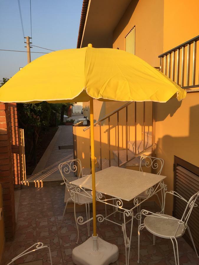 B&B Fiori Gialli Caucana Санта-Кроче- Камерина Номер фото